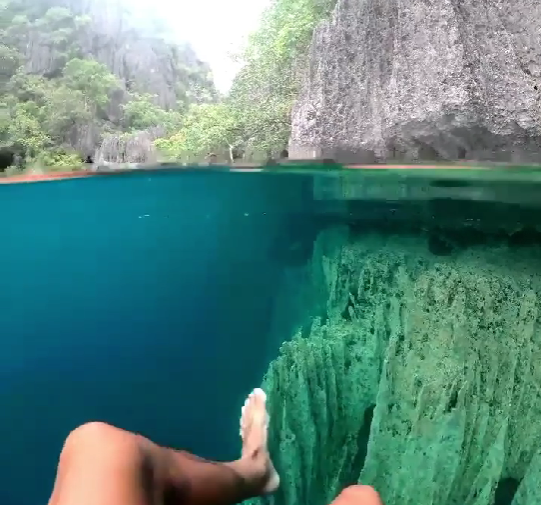 Krystaliczna woda-Jezioro Baracuda-Palawan